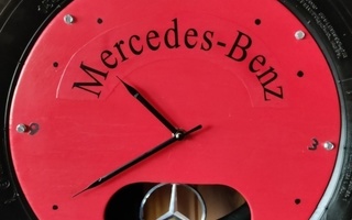 Mercedes-benz kello