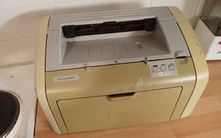 Lasertulostin HP laserjet 1020