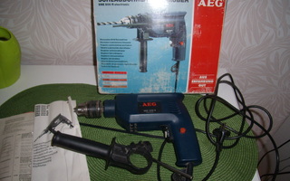 AEG.Iskuporakone 500 W.