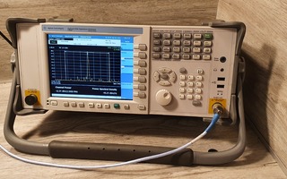 Agilent CSA N1996A spektrianalysaattori