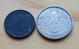 NATSISAKSA , hopeaa, 2 Reichsmark  1939, 10 Rpf  Hakaristi