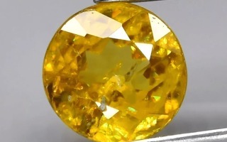 0.78ct Titaniitti / Sphene jalokivi