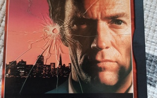 Sudden Impact - Ratkaiseva Isku - DVD  Clint Eastwood