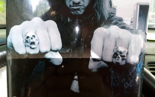 McIver : TO LIVE IS TO DIE -Metallican CLIFF Burtonin tarina