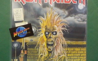 IRON MAIDEN - S/T - REISSUE EU 2014 UUSI LP+