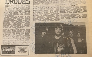 Droogs -yhtyeen nimikirjoitukset lehdessä