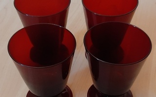 SETTI: 4 x pikari lasi punainen