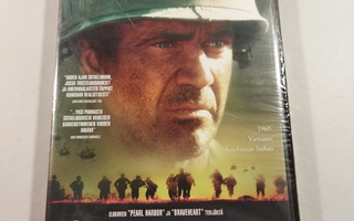 (SL) UUSI! DVD) Olimme sotilaita (2001) EGMONT