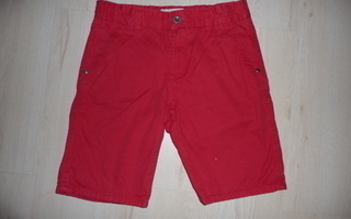 Punaiset siistit shortsit, 164 cm, HYVÄKUNTOISET