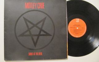 Mötley Crüe Shout At The Devil LP Avattavat kannet