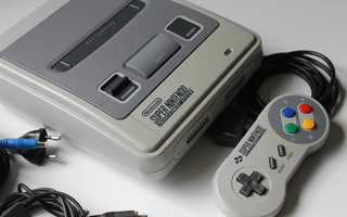 SNES Super Nintendo - konsoli + 1 x ohjain (SNSP/FRG)