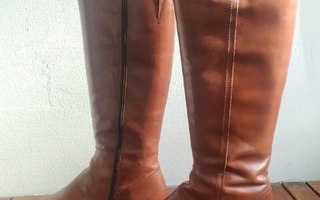 Naisten Wonders aitonahkasaappaat / leather boots