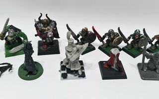 Warhammer Fantasy - Setti sekalaisia figuureita [F31]