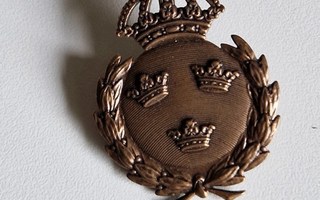 Vintage royal Sweden brooch, Copper crown
